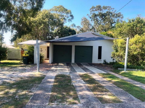 Rise N Shine Rainbow Beach - ACT Tourism 0
