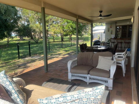 Rise N Shine Rainbow Beach - ACT Tourism 1