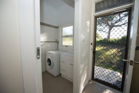 River Panorama Beach House - ACT Tourism 1