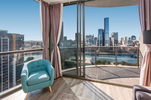 River-View Unit With Rooftop Pool Near Museums - ACT Tourism 2