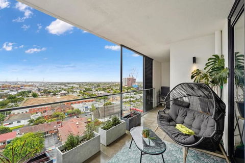 Riverina - Ultimate Footscray Getaway With Parking - ACT Tourism 1