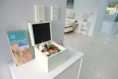 Riverside 5bedrooms Holiday House With Swimming Pool - ACT Tourism 1