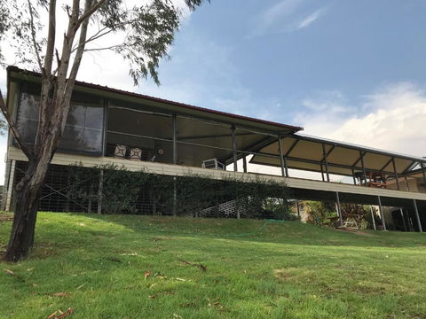 Riverside Farm Retreat - ACT Tourism 0