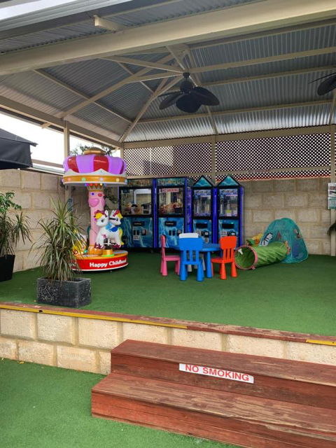 Riverside Hotel - ACT Tourism 1