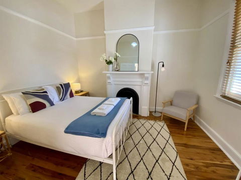 Roseland Cottage - CBD Heritage - ACT Tourism 3