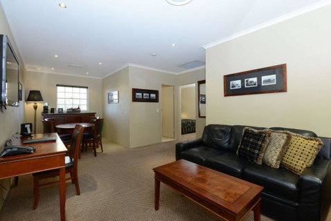 Rydges Armidale - ACT Tourism 1