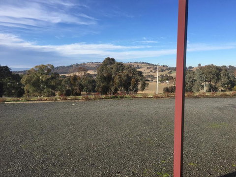 Robin Hill Retreat - ACT Tourism 1