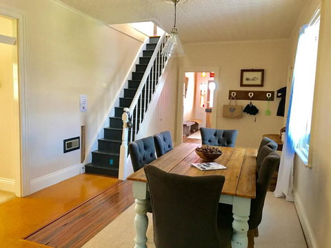 Robin Hoods Well Farm Stay - ACT Tourism 1
