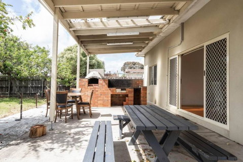 Rosebud Reset - A Beachside Group Getaway - ACT Tourism 3