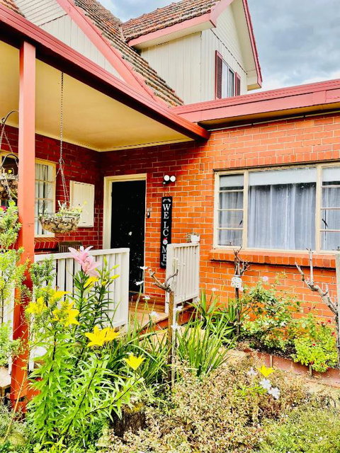 Rosehaven On Rosebud - ACT Tourism 3