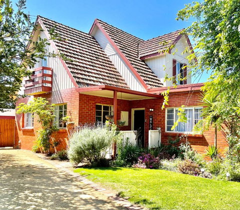 Rosehaven On Rosebud - ACT Tourism 0