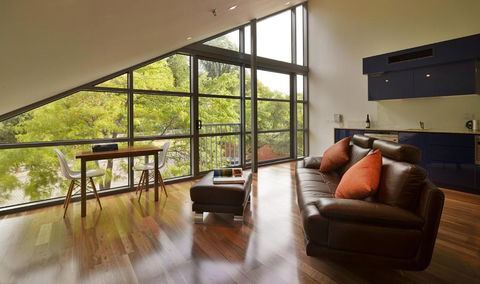 Salamanca Wharf Hotel - ACT Tourism 0