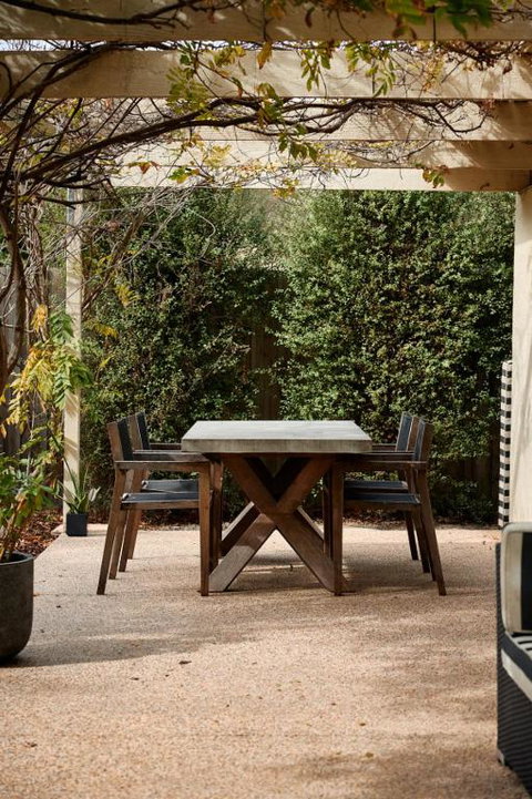 Salt Air Hideaway With Lush Backyard - ACT Tourism 1