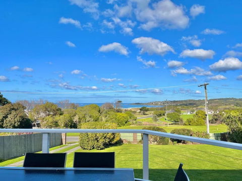 Saltwater Haven - Pets Welcome. Wifi. Amazing View - ACT Tourism 0