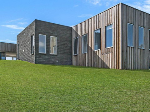 Saltwater Lodge - ACT Tourism 2