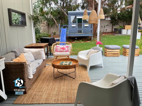 Saltwater Sunsets Seaside Haven With Ocean Views - ACT Tourism 0