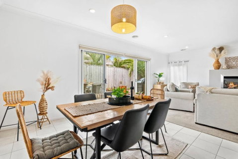 Salty Sage Beach House - ACT Tourism 2