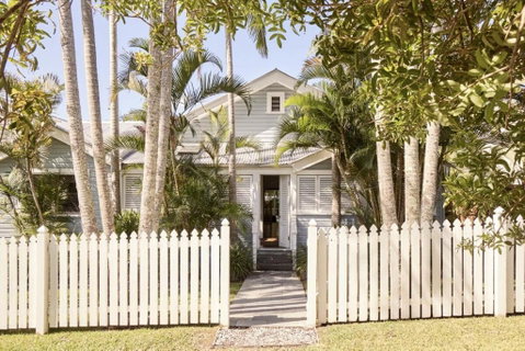 Sanctuary Spaces - Kia Ora Byron - ACT Tourism 1