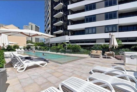 Ruby Building - Self Contained, Privately Managed Apartments - ACT Tourism 1
