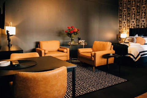 Rooms Of Renown - The Panaretto Parlour - ACT Tourism 0