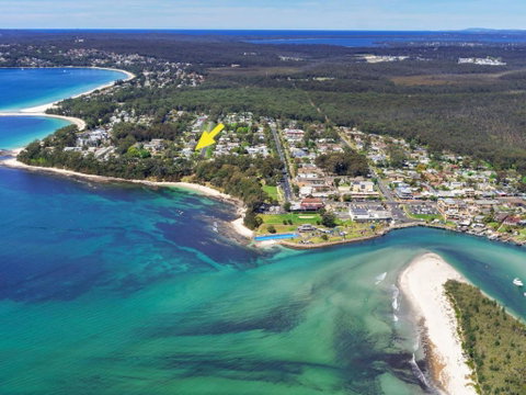 Sandalwood At Huskisson - ACT Tourism 1