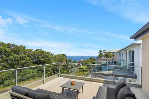 Sandcastle - ACT Tourism 0