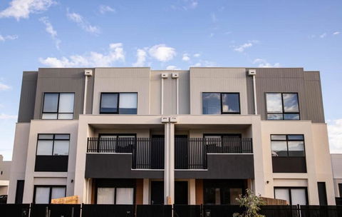 Sandford Estate - Luxury Living In Carrum Downs - ACT Tourism 2