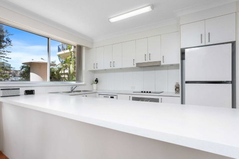 Sandown - Hosted By Burleigh Letting - ACT Tourism 3