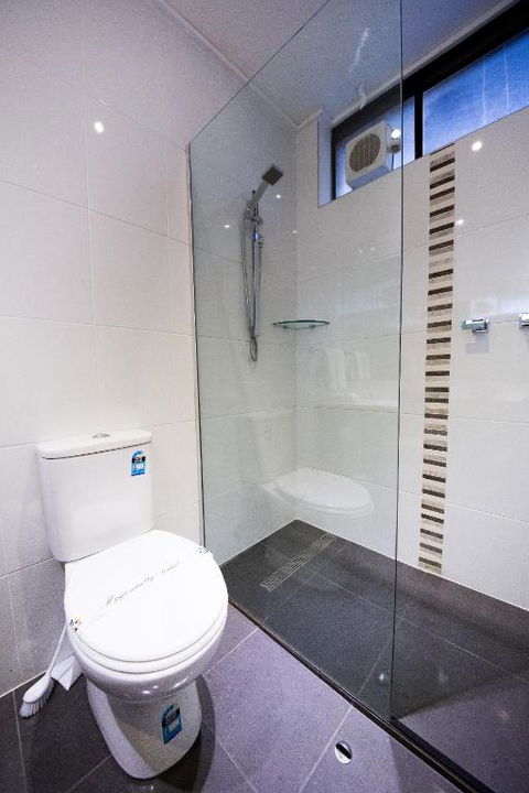 Sandown Regency Hotel & Apartments - ACT Tourism 2