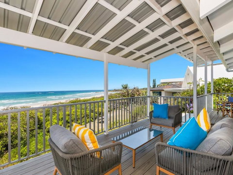 Sandpiper Beachfront House - Hastings Point - ACT Tourism 0