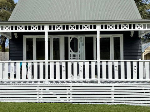 Sandpiper - Charming Beach Villa - ACT Tourism 0