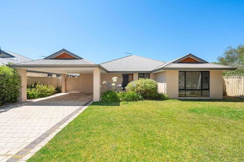 Sandpiper House - Family & Pet Friendly - ACT Tourism 0