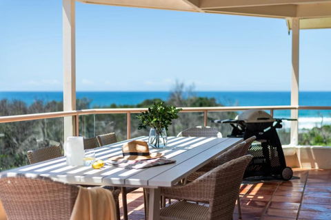 Sandrift Two - Oceanstays - ACT Tourism 1