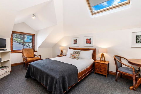 Sandstone Suites - In The Heart Of Port Fairy - ACT Tourism 1