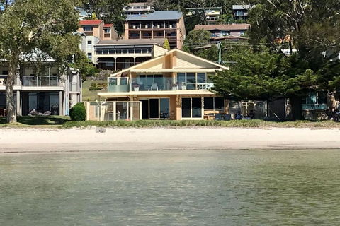 Sandy Beach House Corlette Unit 1 Waterfront WI-FI Aircon - ACT Tourism 0