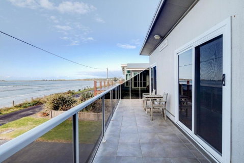 Sandy Cove - ACT Tourism 3
