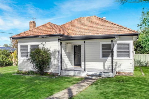 Serene Countryside Escape Spacious 3BR Retreat Near Wineries - ACT Tourism 0