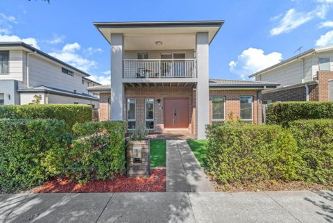 Spacious 5 Bedroom Family Retreat In Franklin - ACT Tourism 1