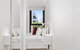 Spacious & Bright Apt Near Major Hospital Precinct - thumb 3
