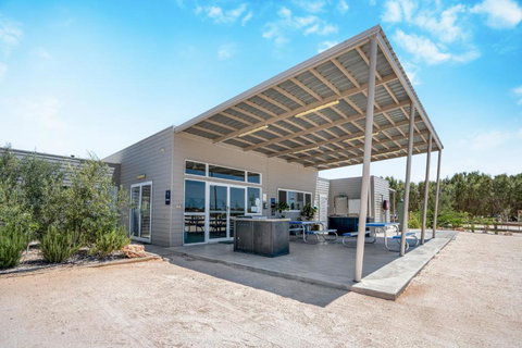 Tasman Holiday Parks - Denham Seaside - ACT Tourism 1