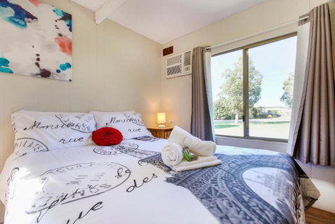 Tasman Holiday Parks - Serpentine Falls - ACT Tourism 1