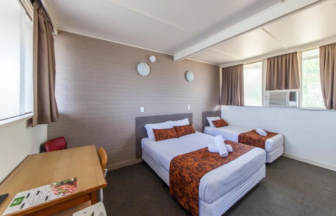 The Australian Hotel Murgon - ACT Tourism 2