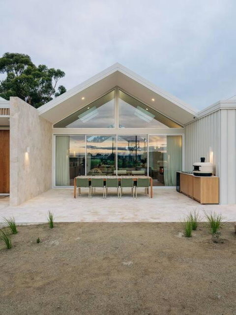 The Bay House - Luxury House In Opossum Bay With Fire Pit And Pizza Oven - ACT Tourism 2