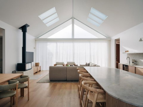 The Bay House - Luxury House In Opossum Bay With Fire Pit And Pizza Oven - ACT Tourism 0
