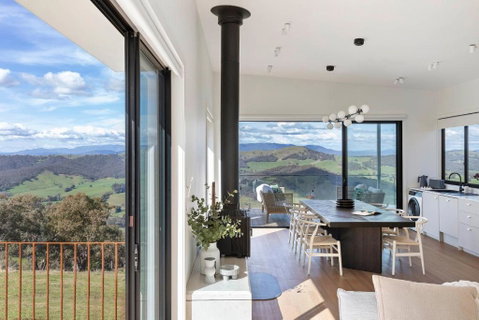The Bella Vista By Mt Bellevue - ACT Tourism 1