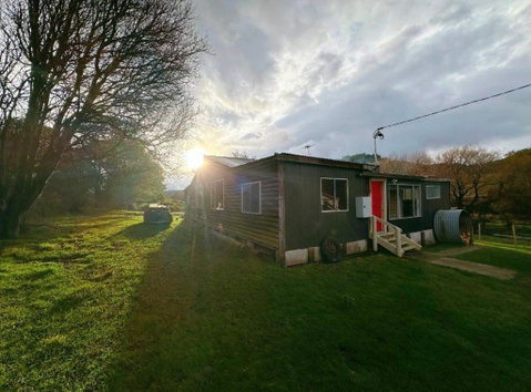The Bushmill Cottage - ACT Tourism 0
