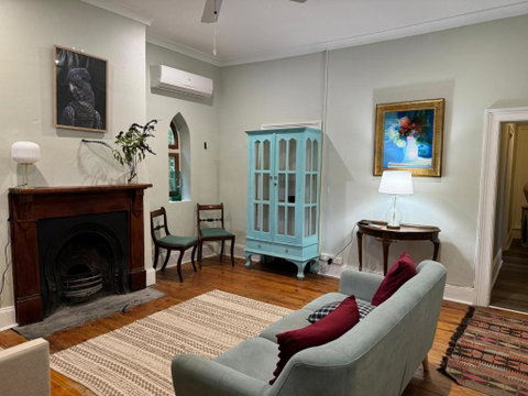 The Garden Cottage - ACT Tourism 1
