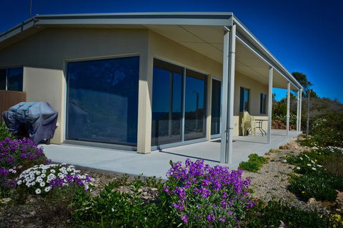 Beachside - ACT Tourism 3