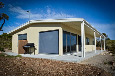 Beachside - ACT Tourism 2
