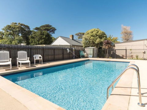 Beachside Apartment - ACT Tourism 2